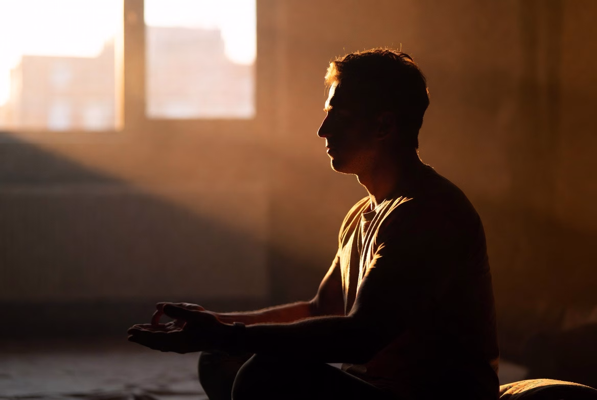 Mindfulness Meditation and Your Brain’s Default Mode: A Guide to Quieting Inner Chatter
